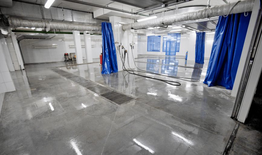 COMMERCIAL FLOORING